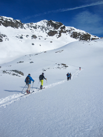 ski touring lessons val disere